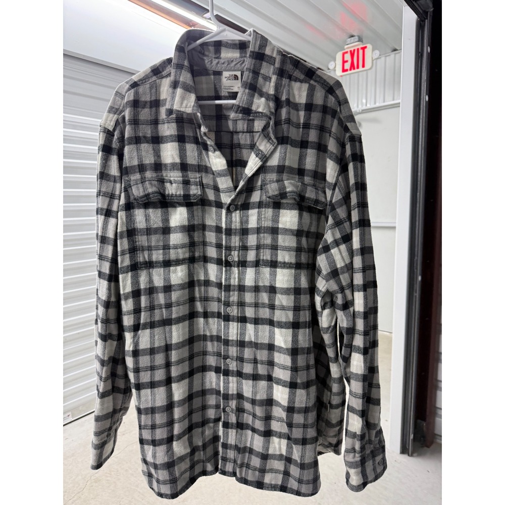 The North Face Mens XXL Grey Black Plaid Flannel Button Down Shirt Cotton L/S